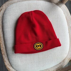 Gucci New York Yankees embroidered red beanie hat